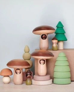 *New* Gnezdo Mushroom Home With Acorn Peg Doll