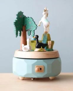 Wooderful Life Unicorn Music Box