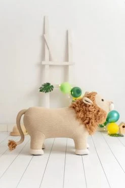 Odin Parker Oversized Lion *New*