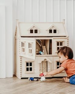 Plan Toys *New* Plantoys Victorian Dollhouse