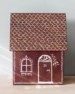 Maileg Cardboard Gingerbread House *New*