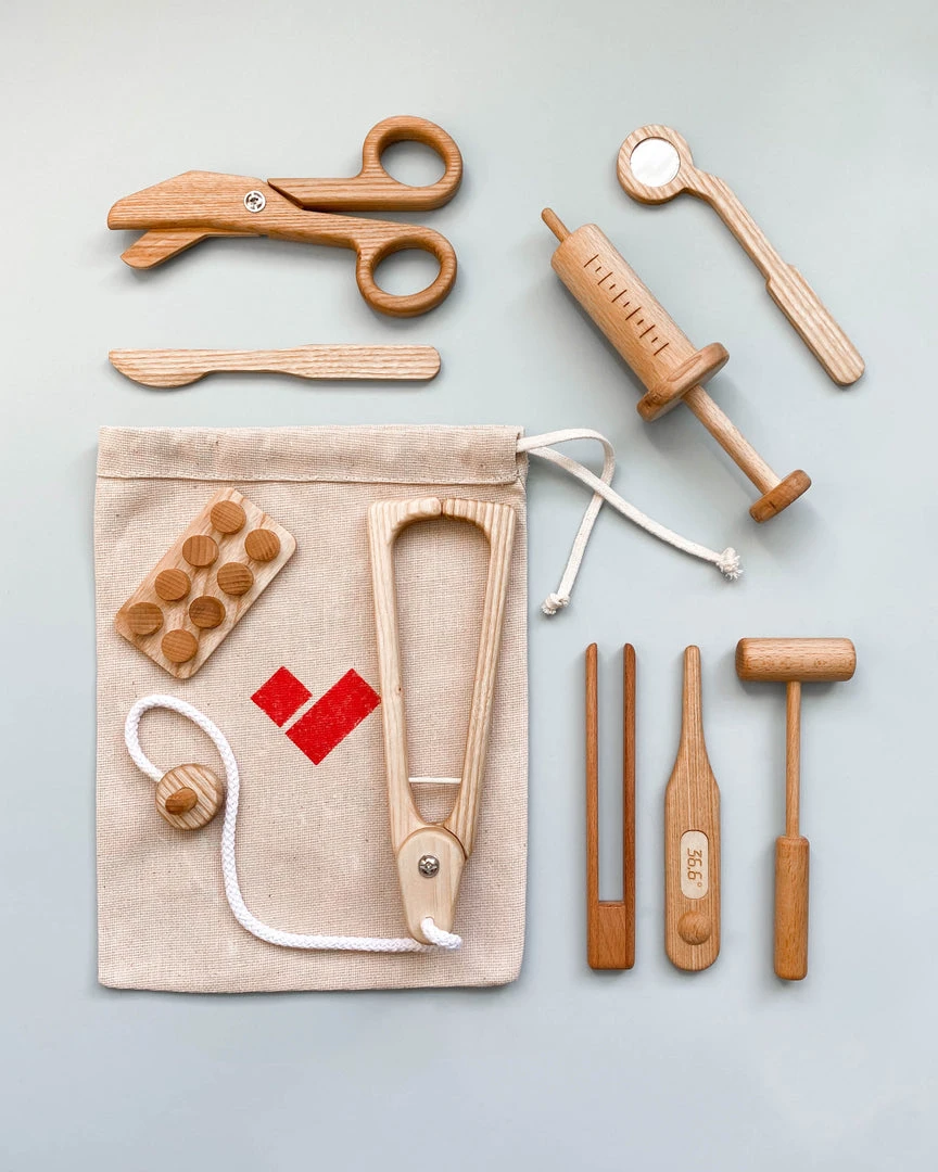 Poltora Handmade Wooden Medical Kit *New* 4 Poltora Handmade Wooden Medical Kit *New*