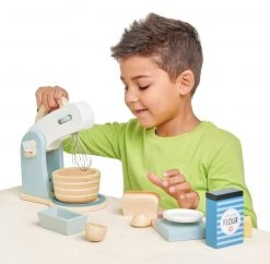Tender Leaf Toys Wooden Baking Set