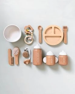 Make Me Iconic Doll Accessory Kit *New*